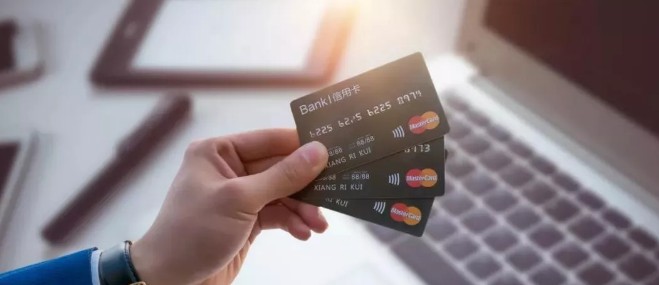 再牛的POS機(jī)也敵不過銀行降額，年底多家銀行“降額”提前了！ 